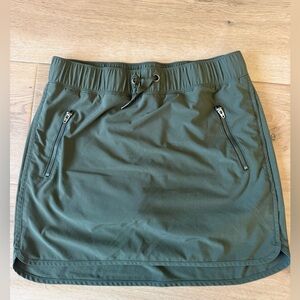 Olive Green Skirt with Zipper Pockets athleta brand